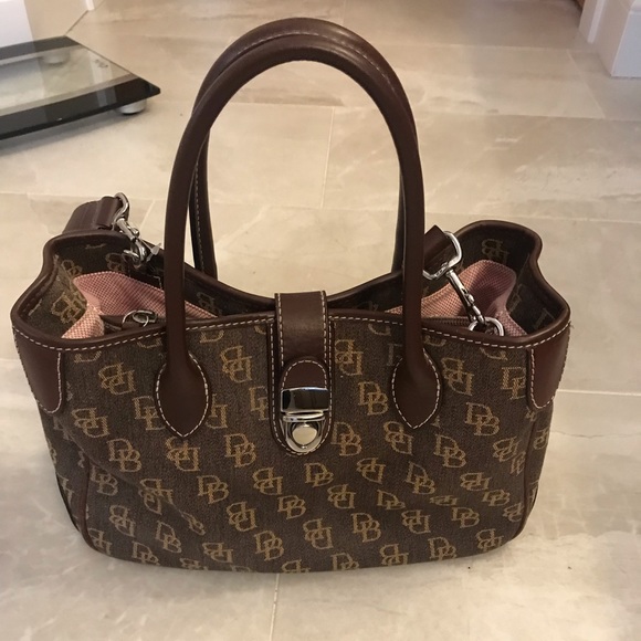Dooney & Bourke Purse - Picture 1 of 5